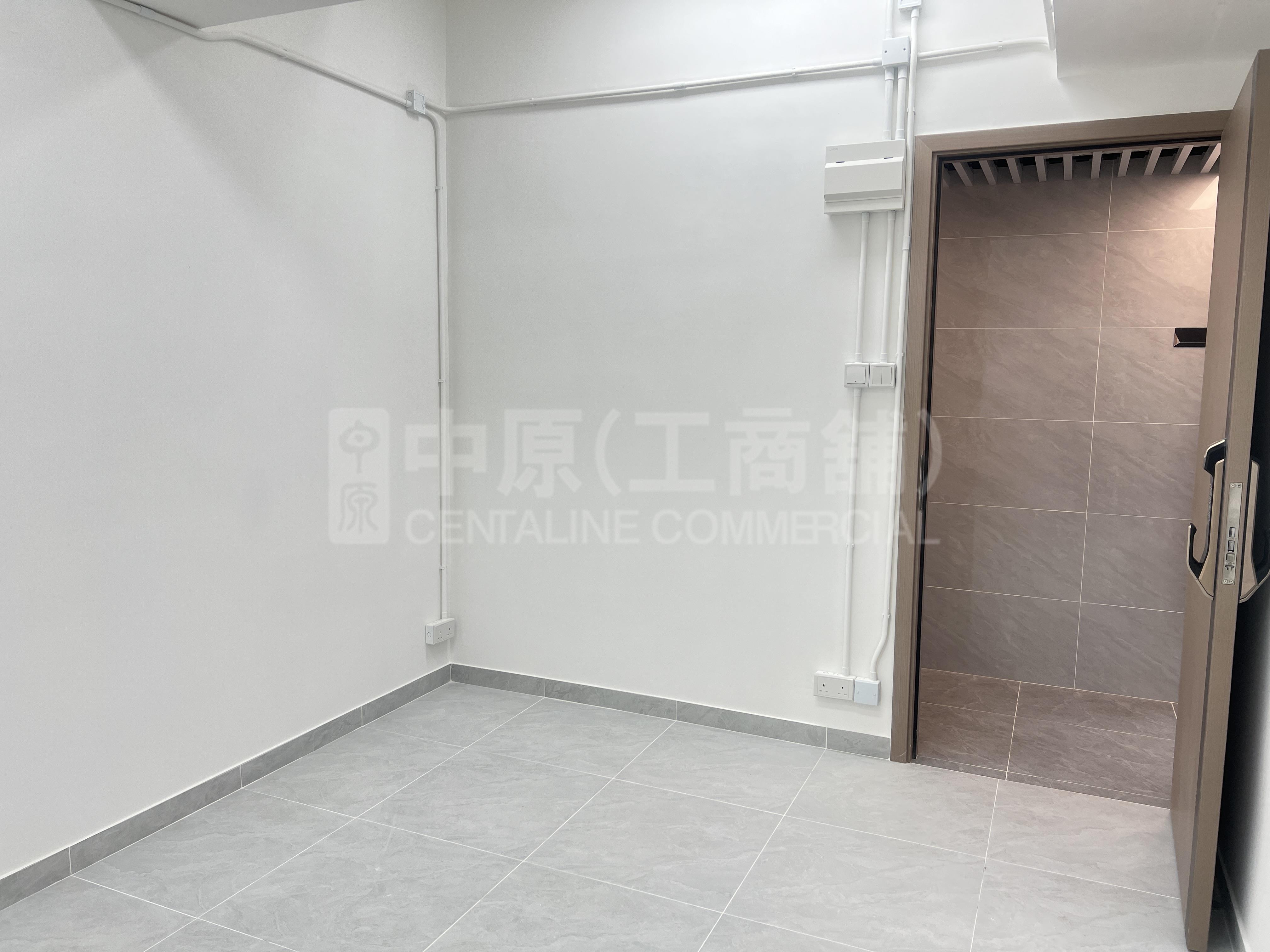 萬峰工業大廈的相片資料｜工商樓盤｜中原工商舖