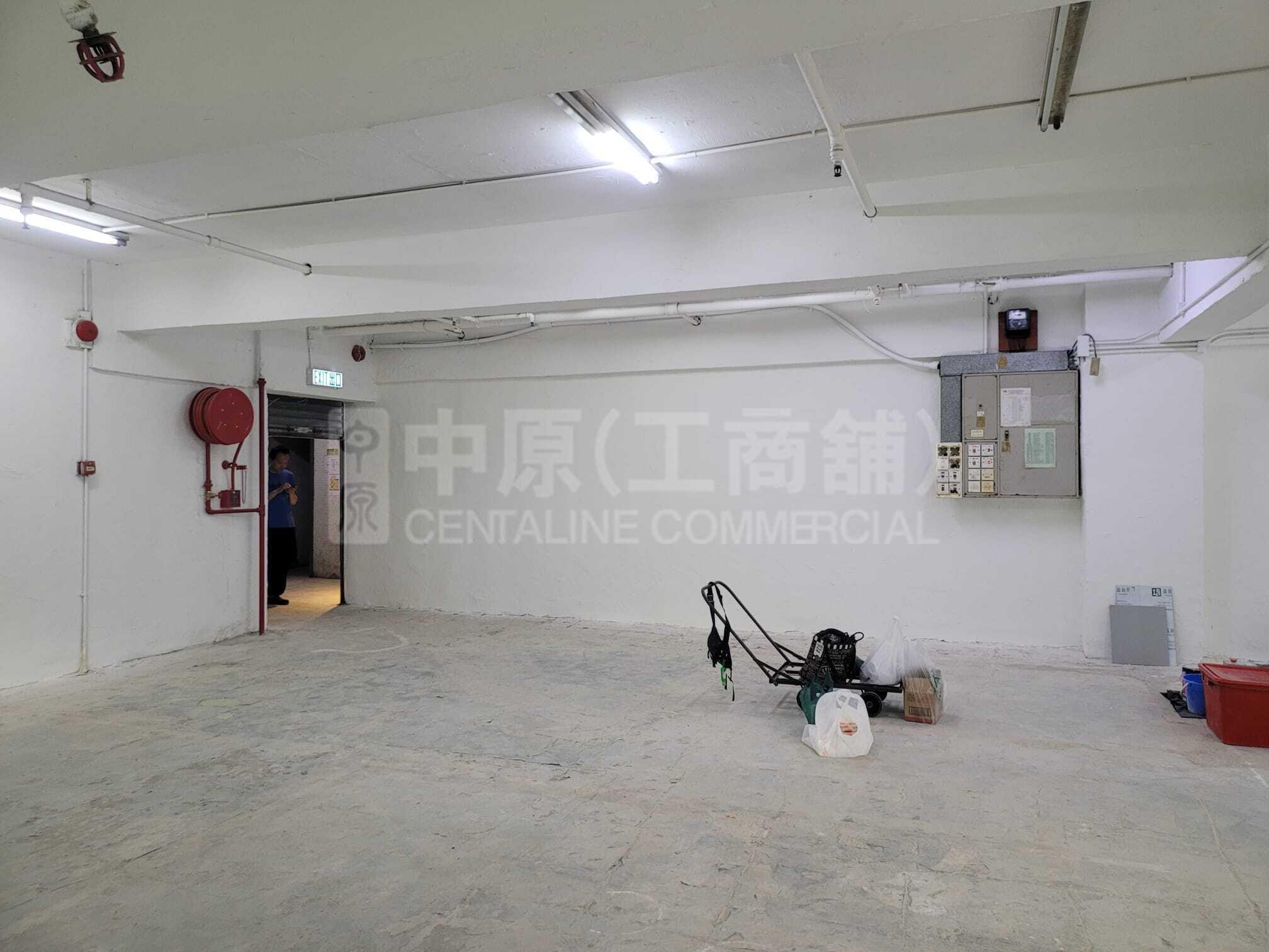 鴻圖工業大廈的相片資料｜工商樓盤｜中原工商舖