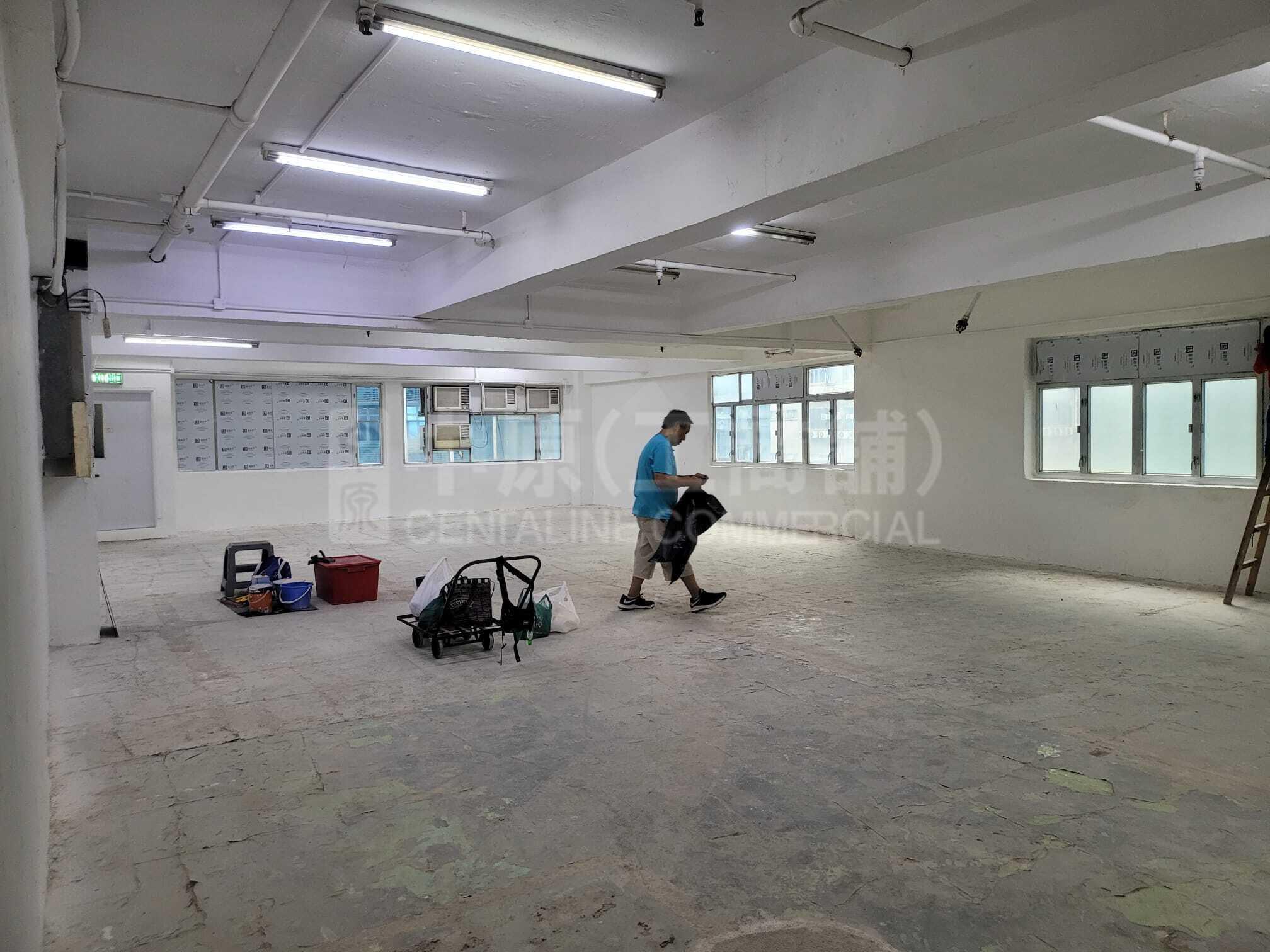 鸿图工业大厦｜工商楼盘｜中原工商铺