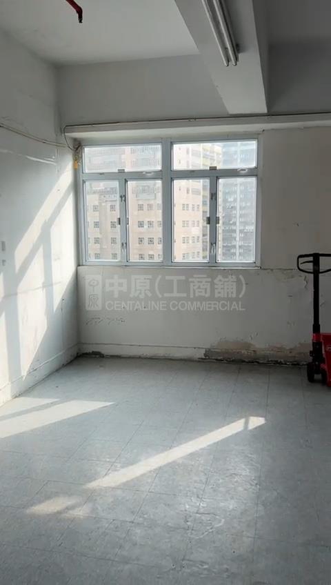 鳴發工業中心的相片資料｜工商樓盤｜中原工商舖