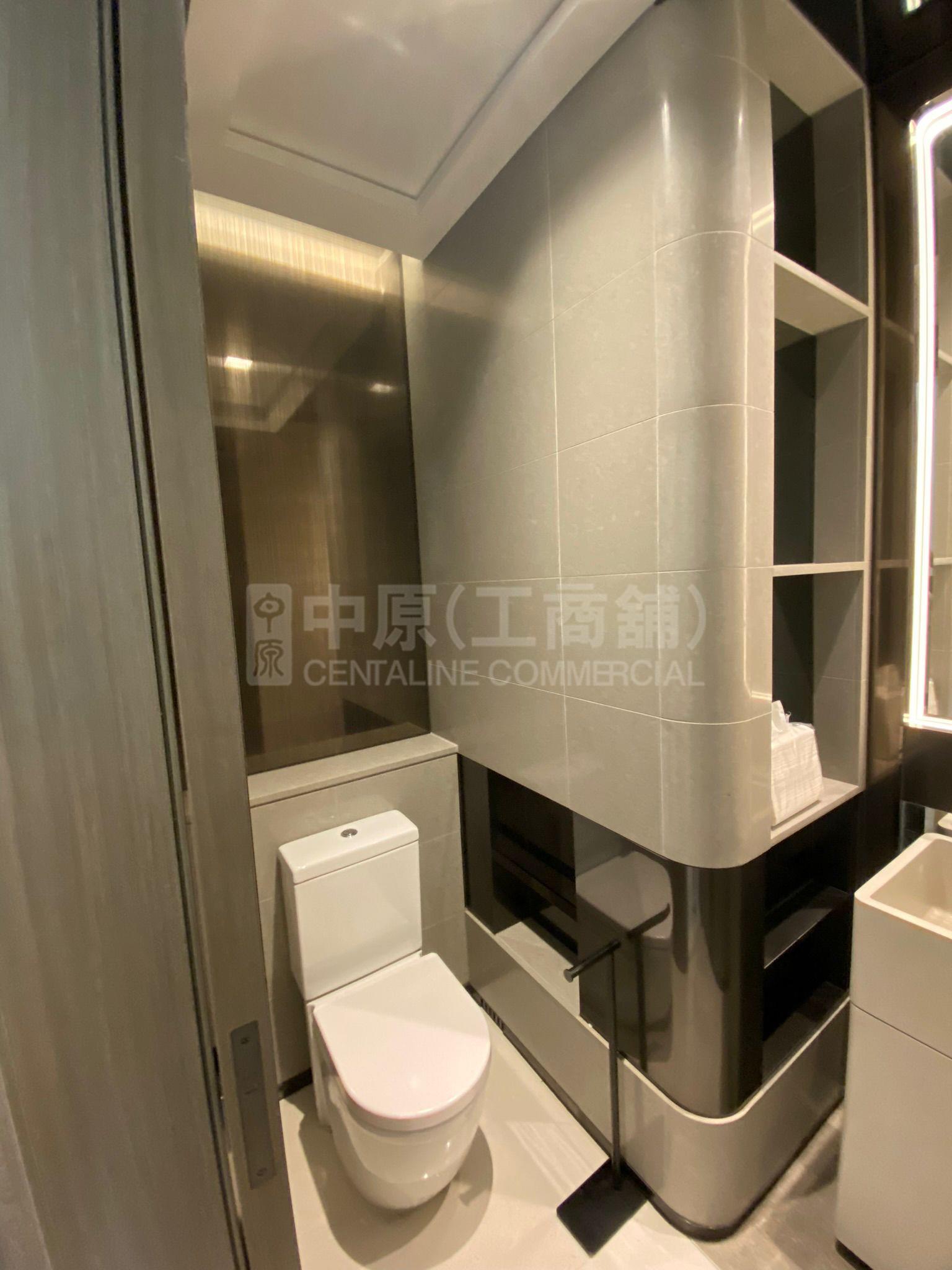 Photo materials about W Luxe | Office Listing | Centaline Commercial