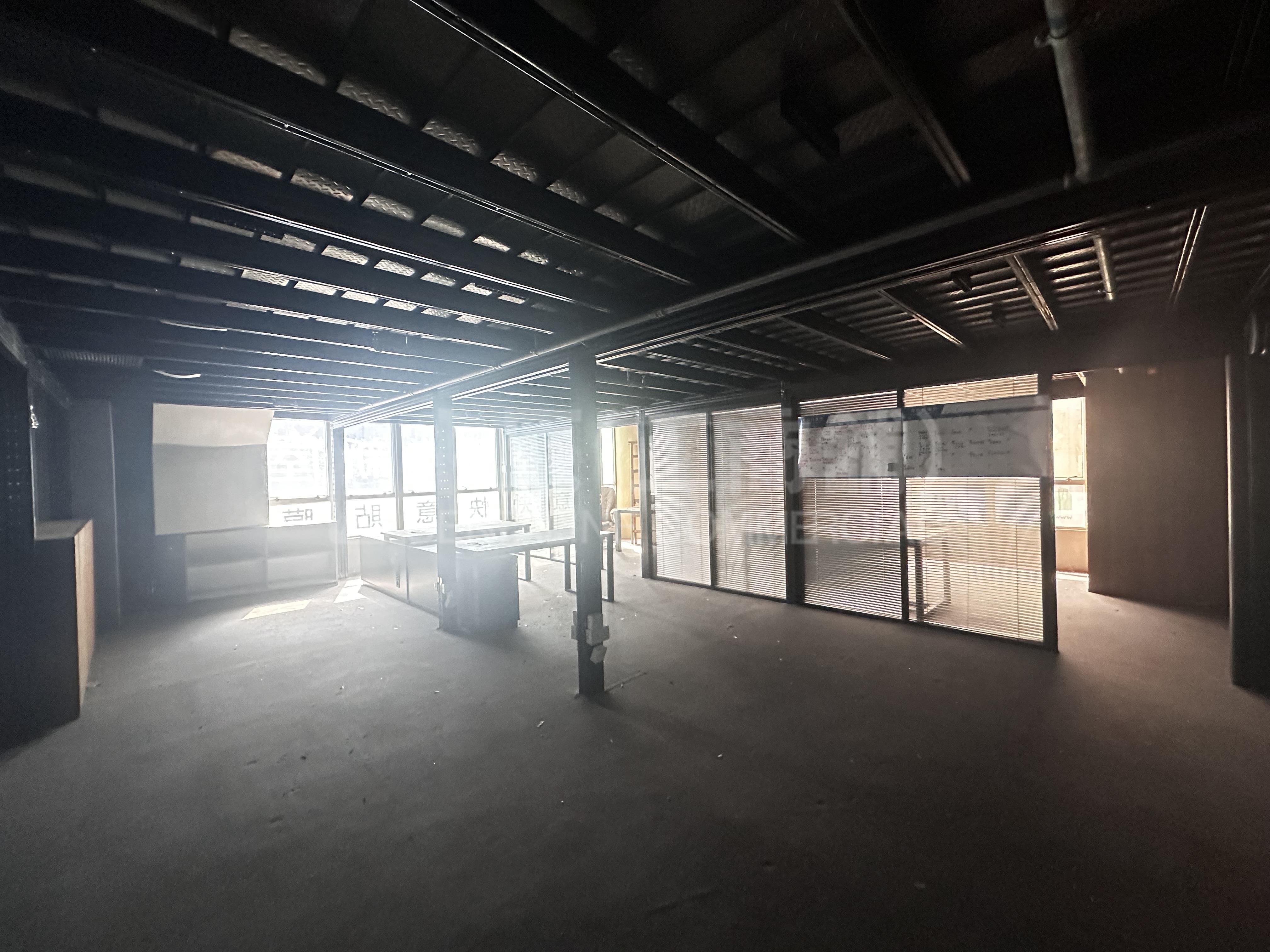 Photo materials about Kowloon Plaza | Industrial Listing | Centaline Commercial