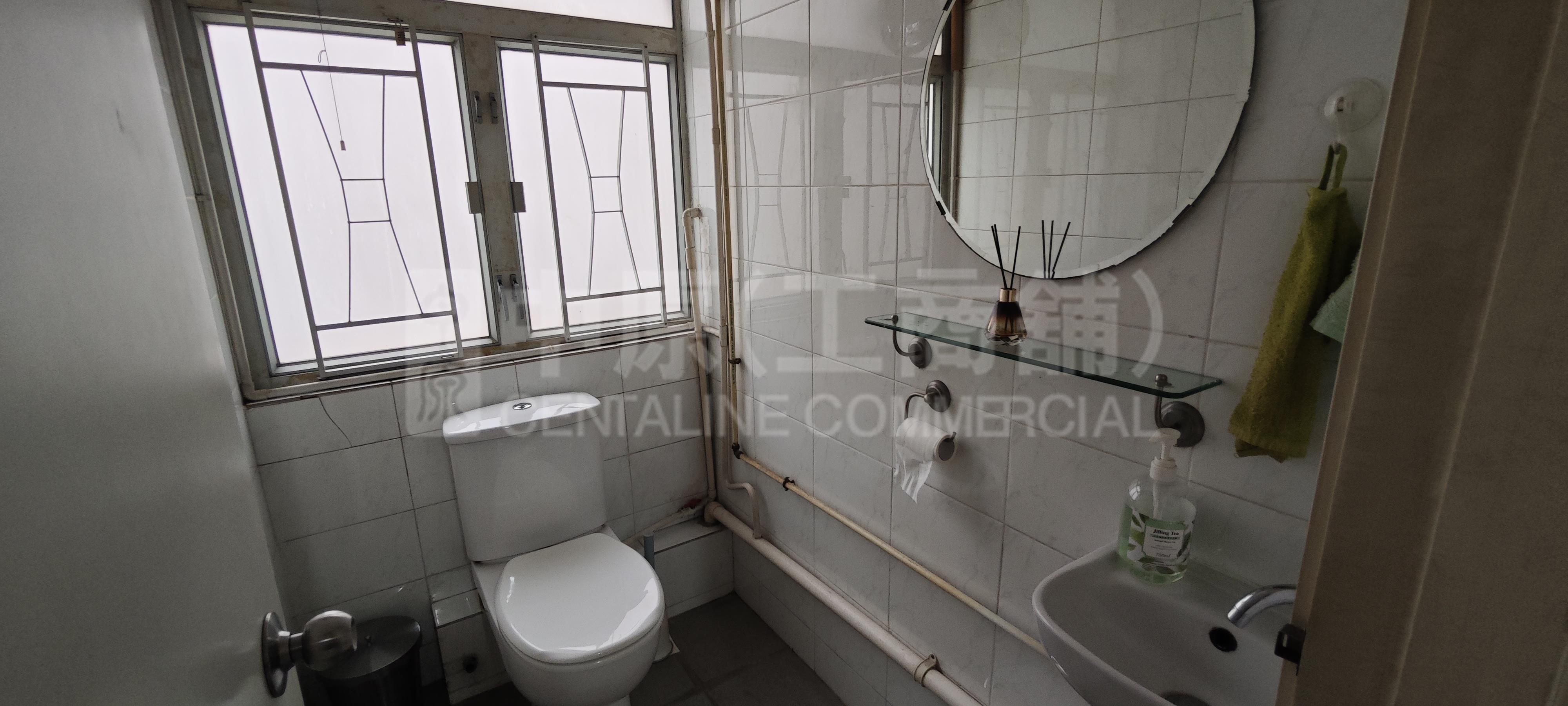 Photo materials about Elite Industrial Centre | Industrial Listing | Centaline Commercial