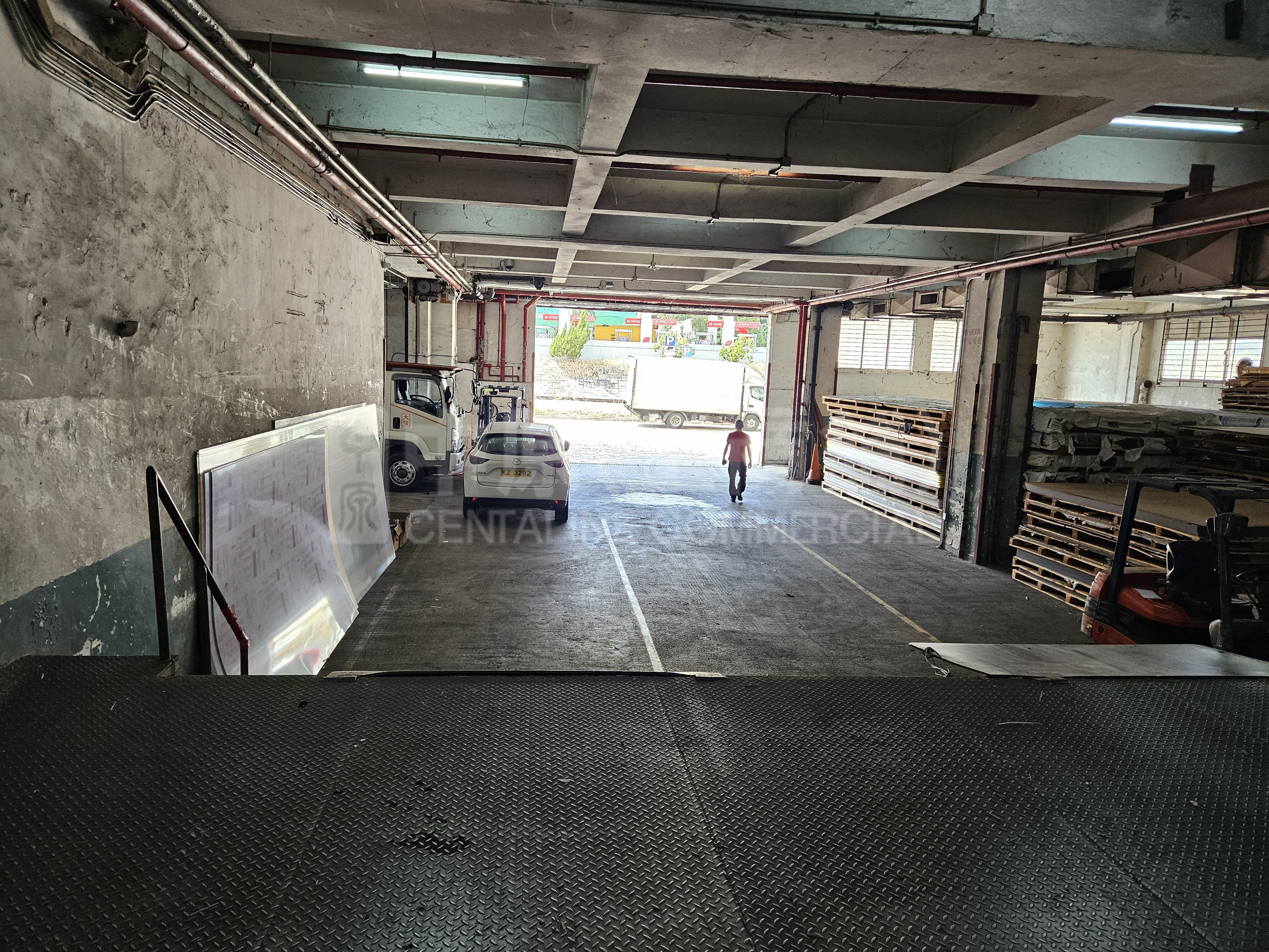 Photo materials about On Lok Tsuen  The Sun Building | Industrial Listing | Centaline Commercial