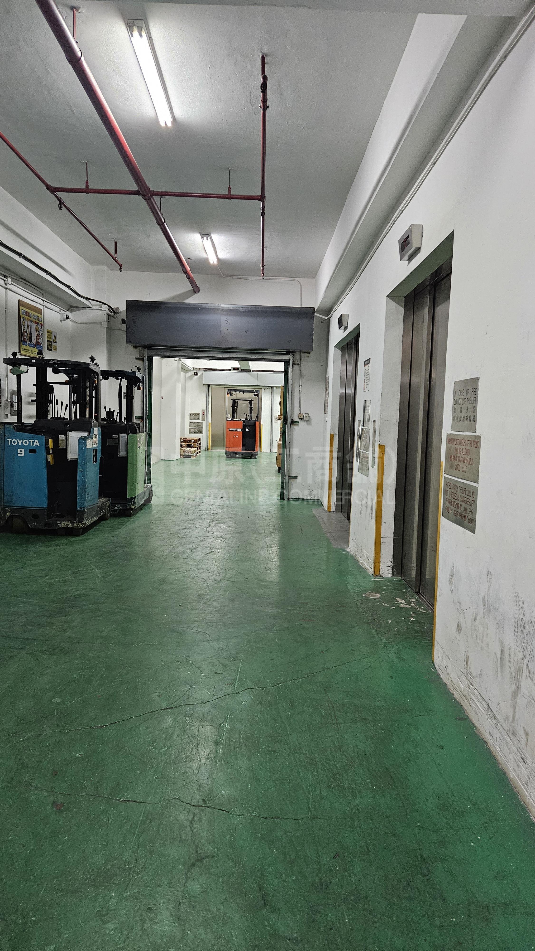 Photo materials about Pak Sik Godown 1 | Industrial Listing | Centaline Commercial