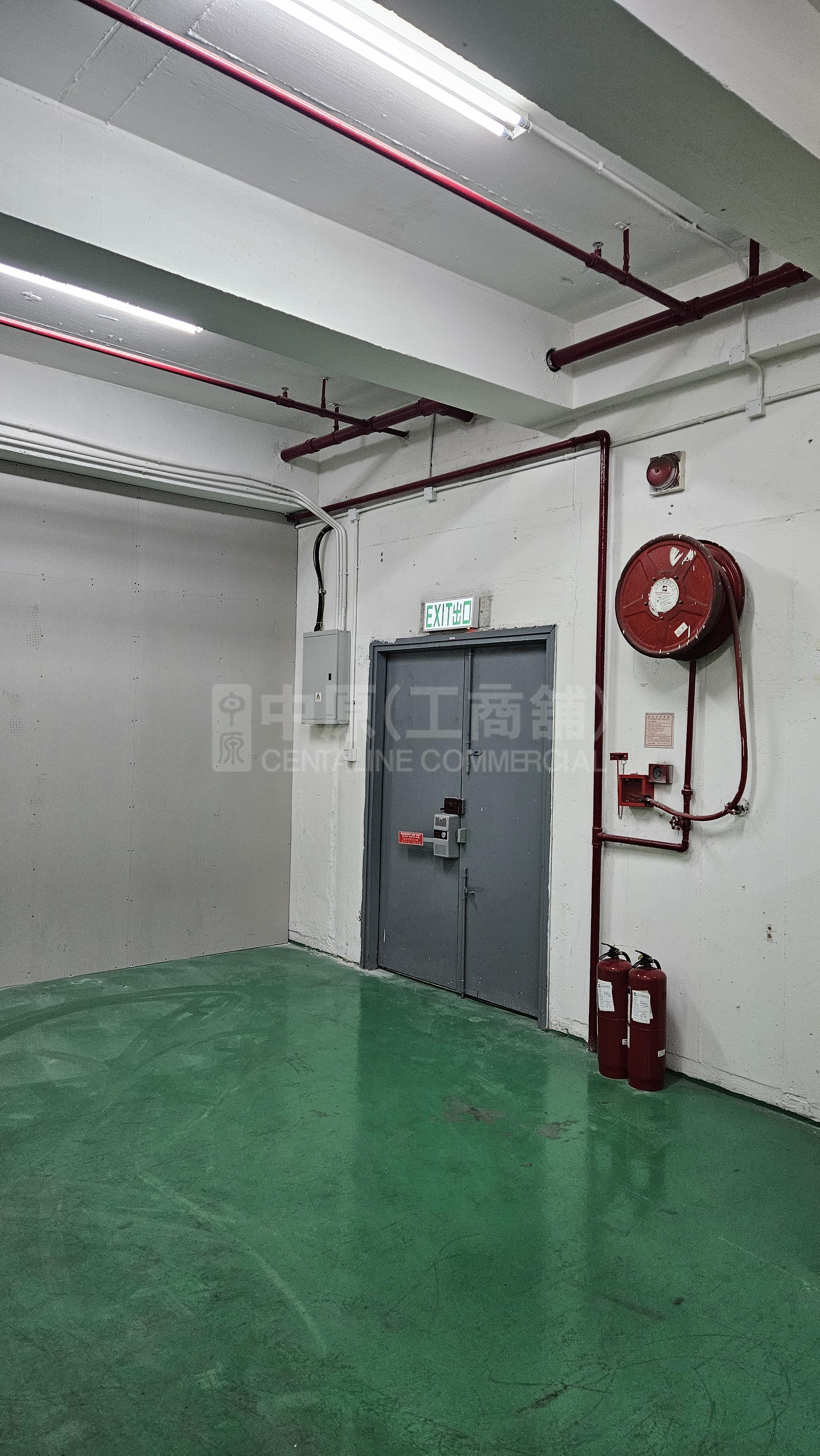 Photo materials about Pak Sik Godown 1 | Industrial Listing | Centaline Commercial