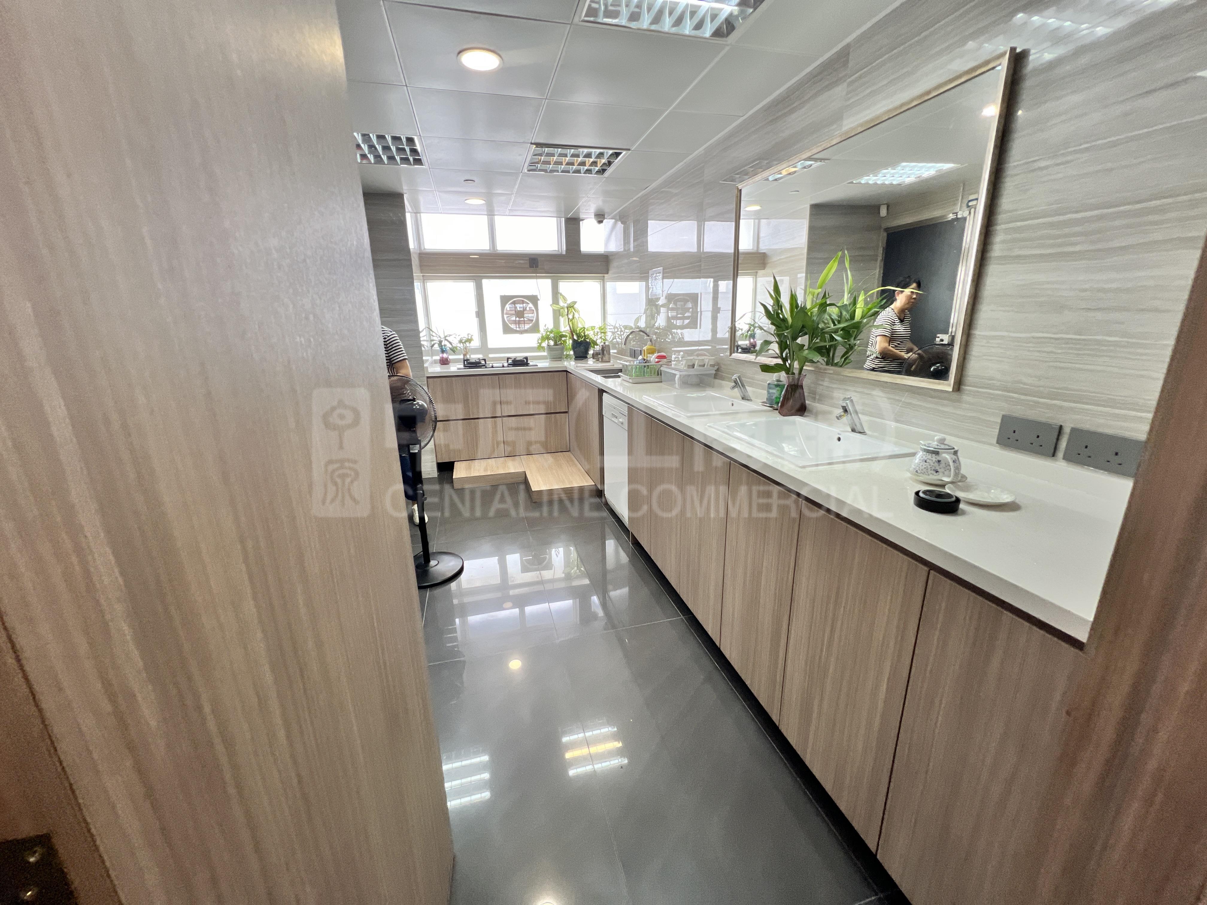Photo materials about Guardforce Centre | Industrial Listing | Centaline Commercial