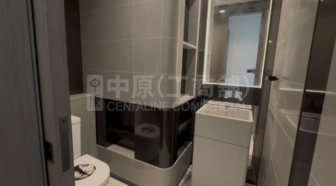 W LUXE的相片资料｜写字楼楼盘｜中原工商铺
