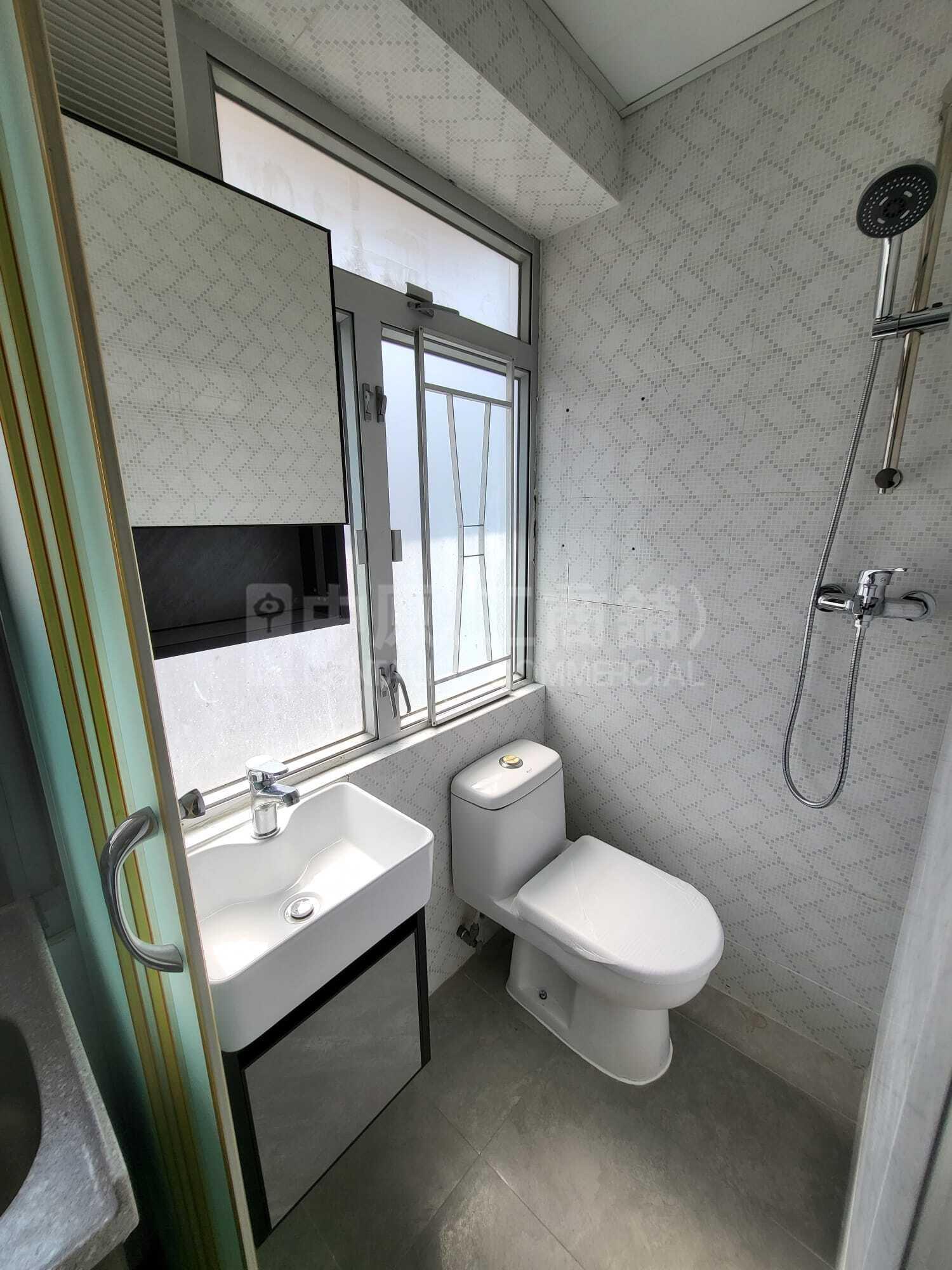 Photo materials about On Luen Building | Office Listing | Centaline Commercial