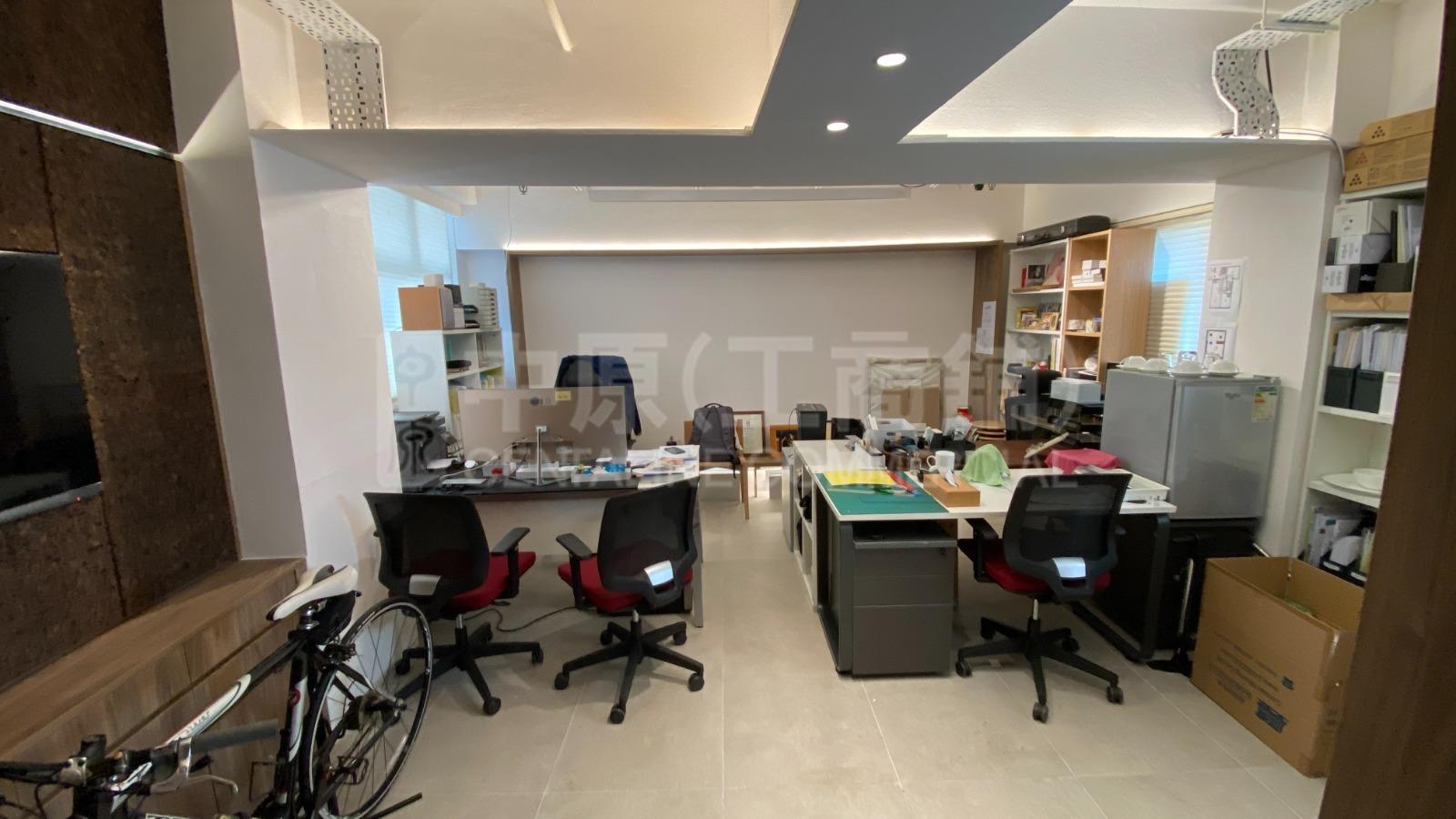Photo materials about Tak Lee Commercial Building | Office Listing | Centaline Commercial