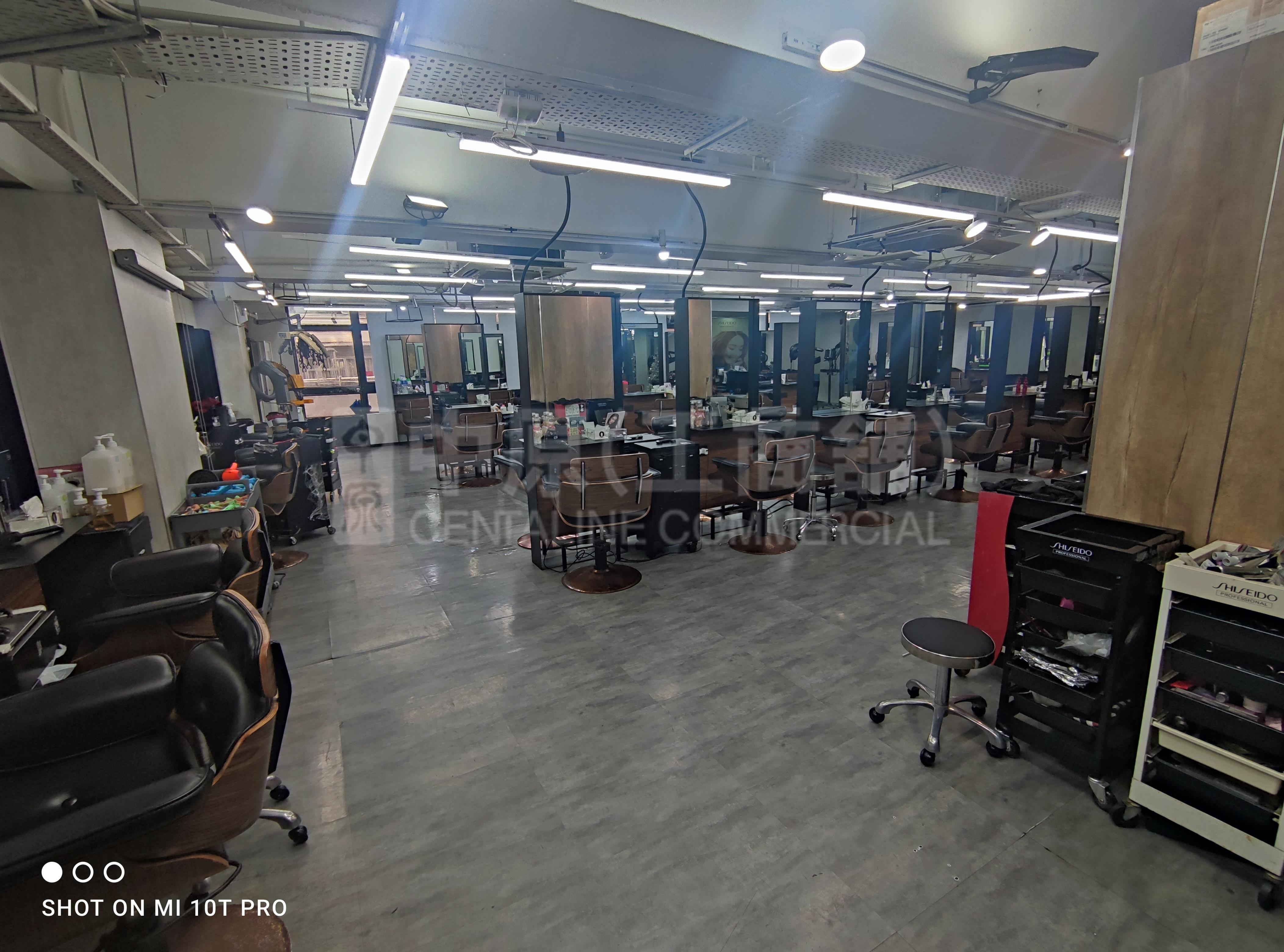 Photo materials about Maxwell Centre | Office Listing | Centaline Commercial