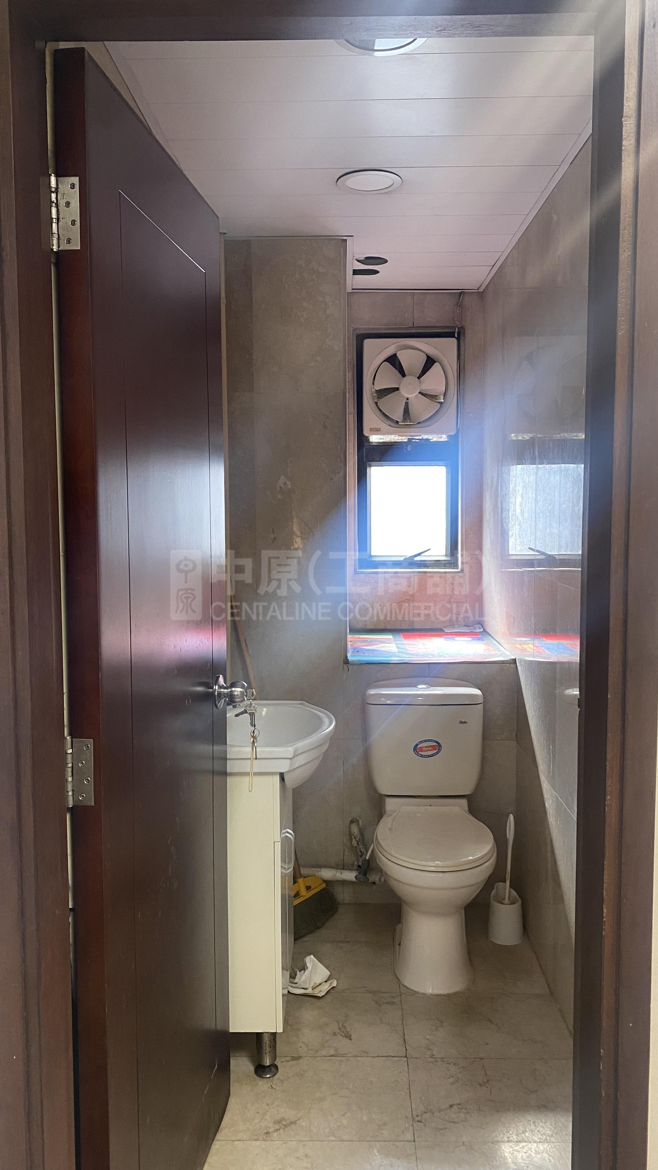 Photo materials about Kwong Fat Hong Building | Office Listing | Centaline Commercial