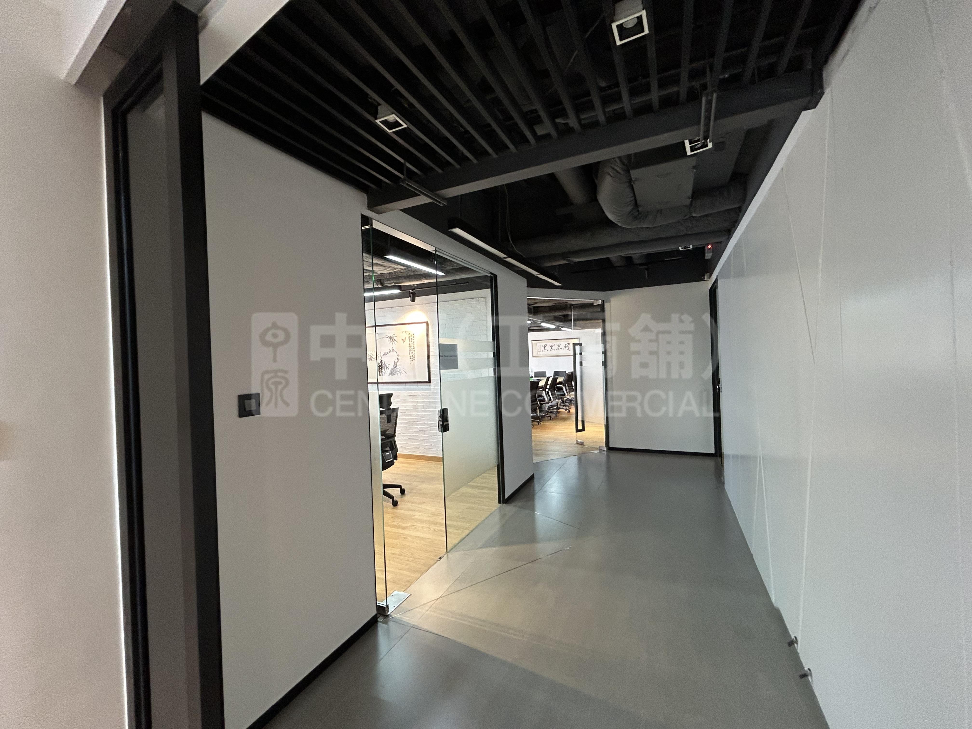 Shun Tak Centre, West Tower｜Office Property | Centaline Commercial