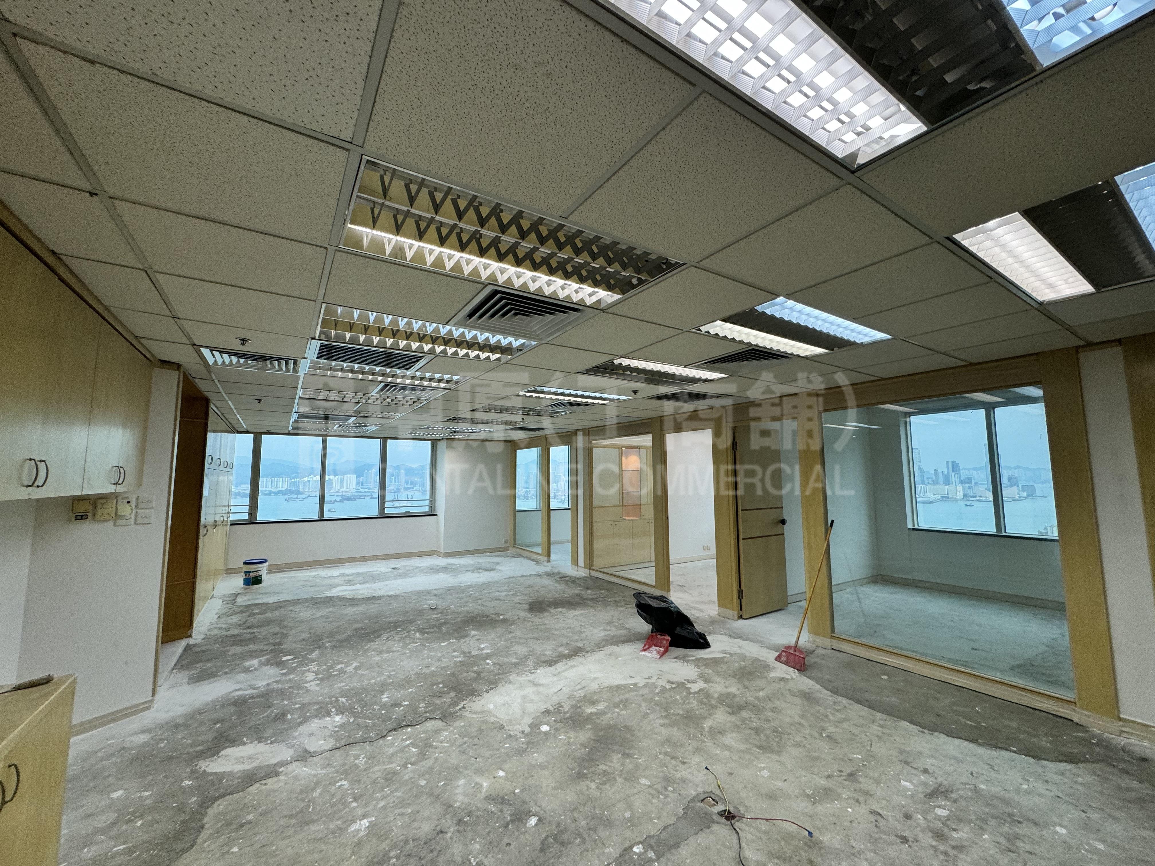 Photo materials about 118 Connaught Road West | Office Listing | Centaline Commercial