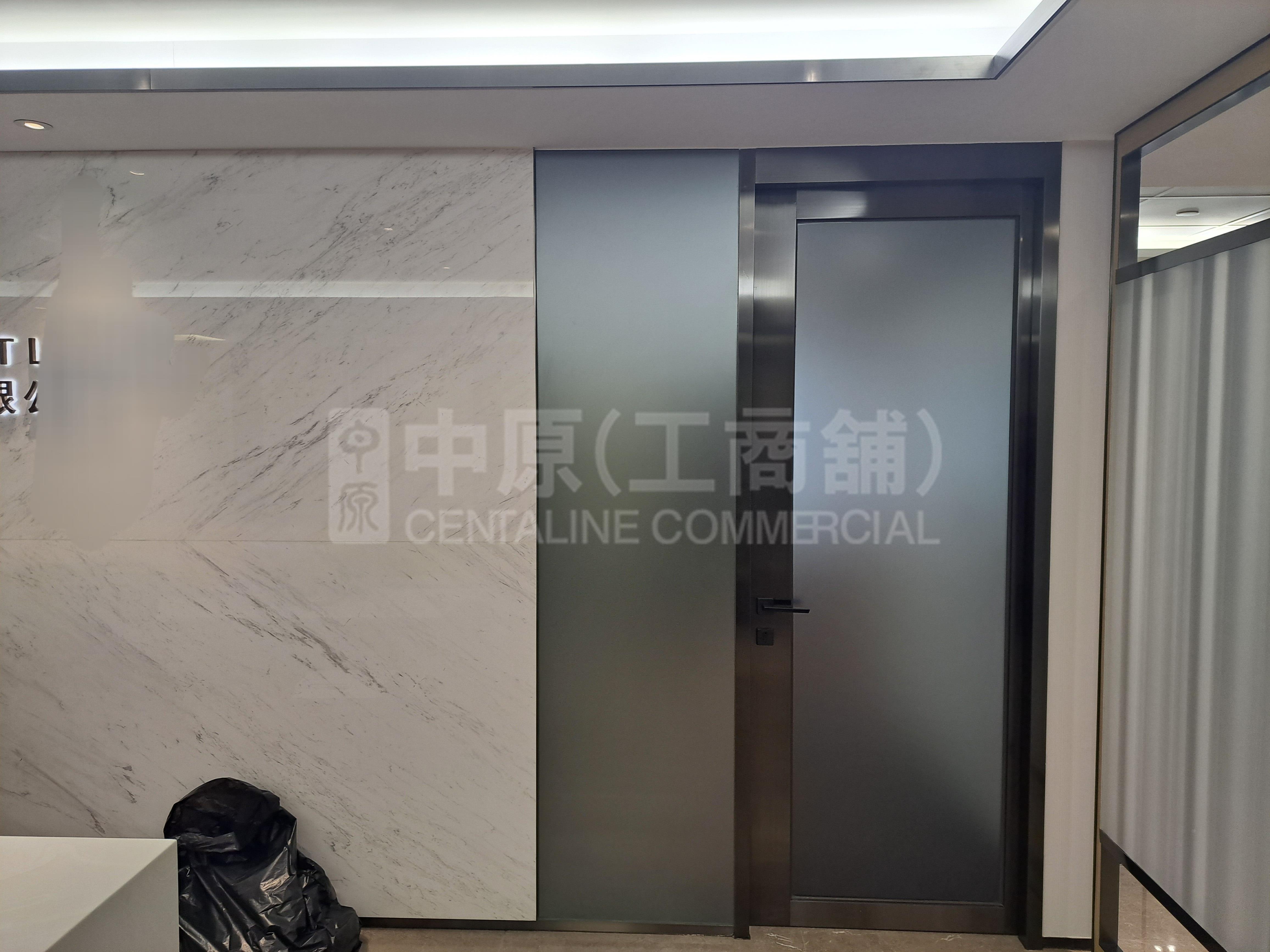 Shun Tak Centre, West Tower｜Office Property | Centaline Commercial