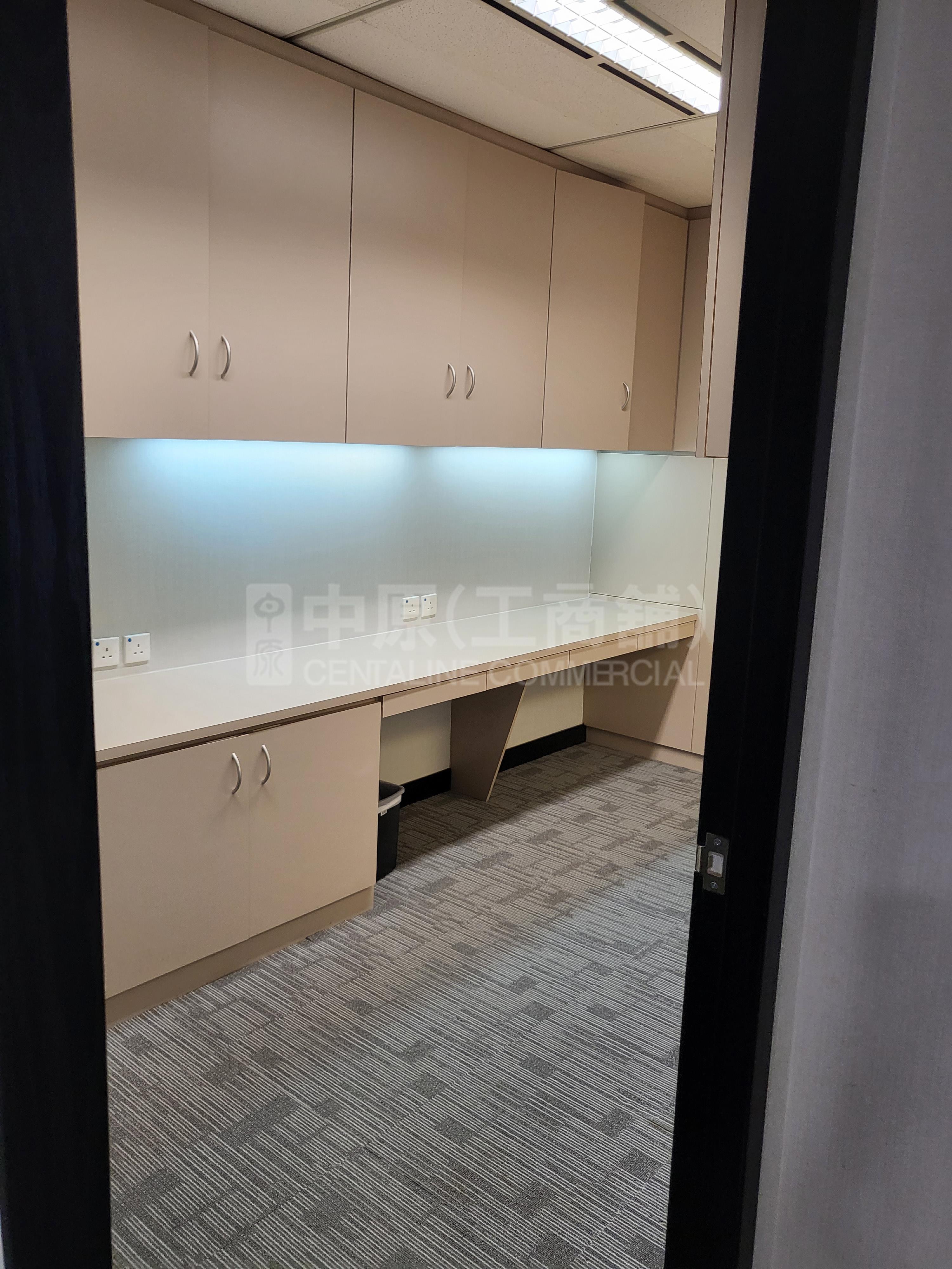 Photo materials about Champion Tower | Office Listing | Centaline Commercial