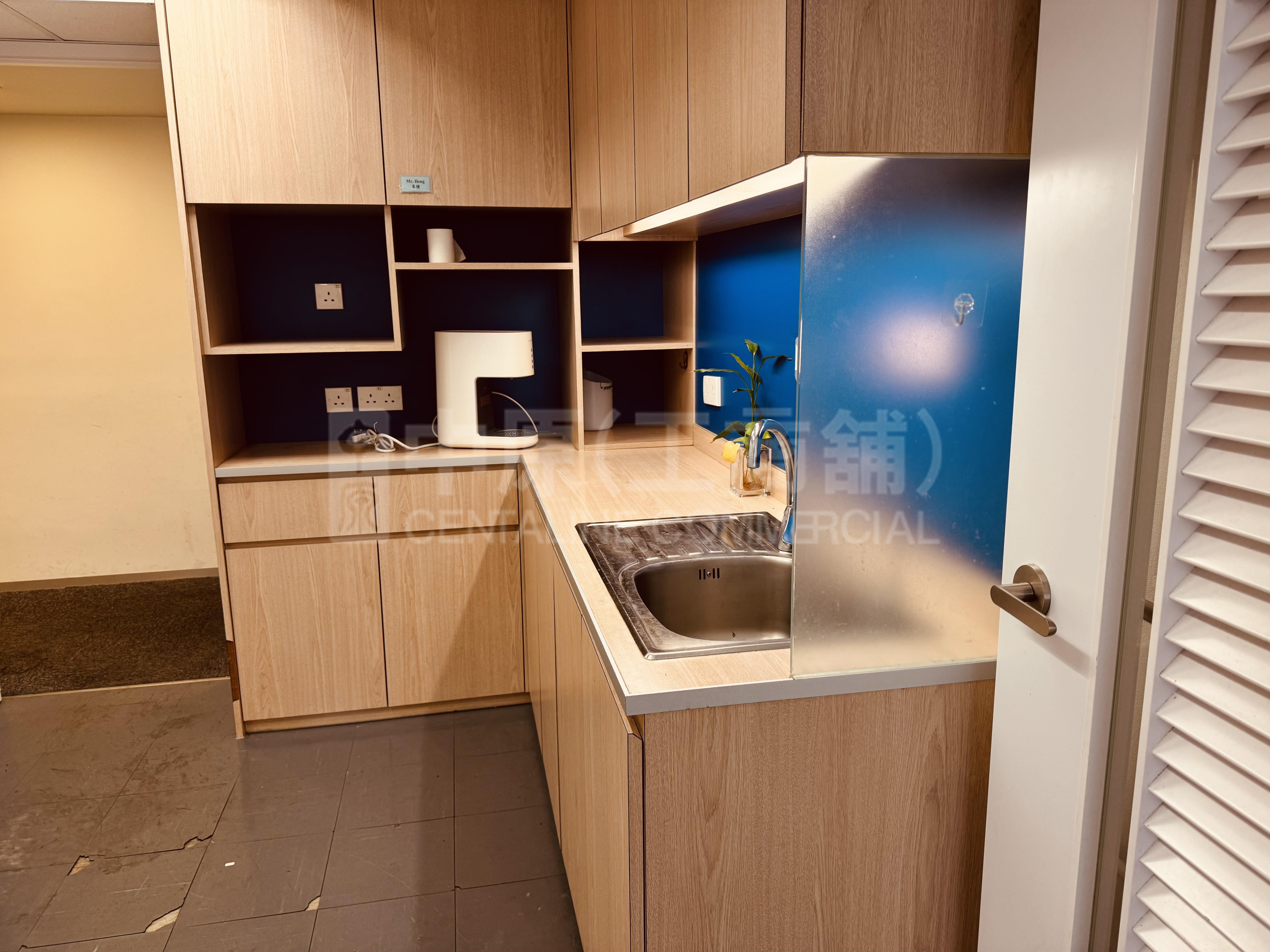 Photo materials about Overseas Trust Bank Building | Office Listing | Centaline Commercial