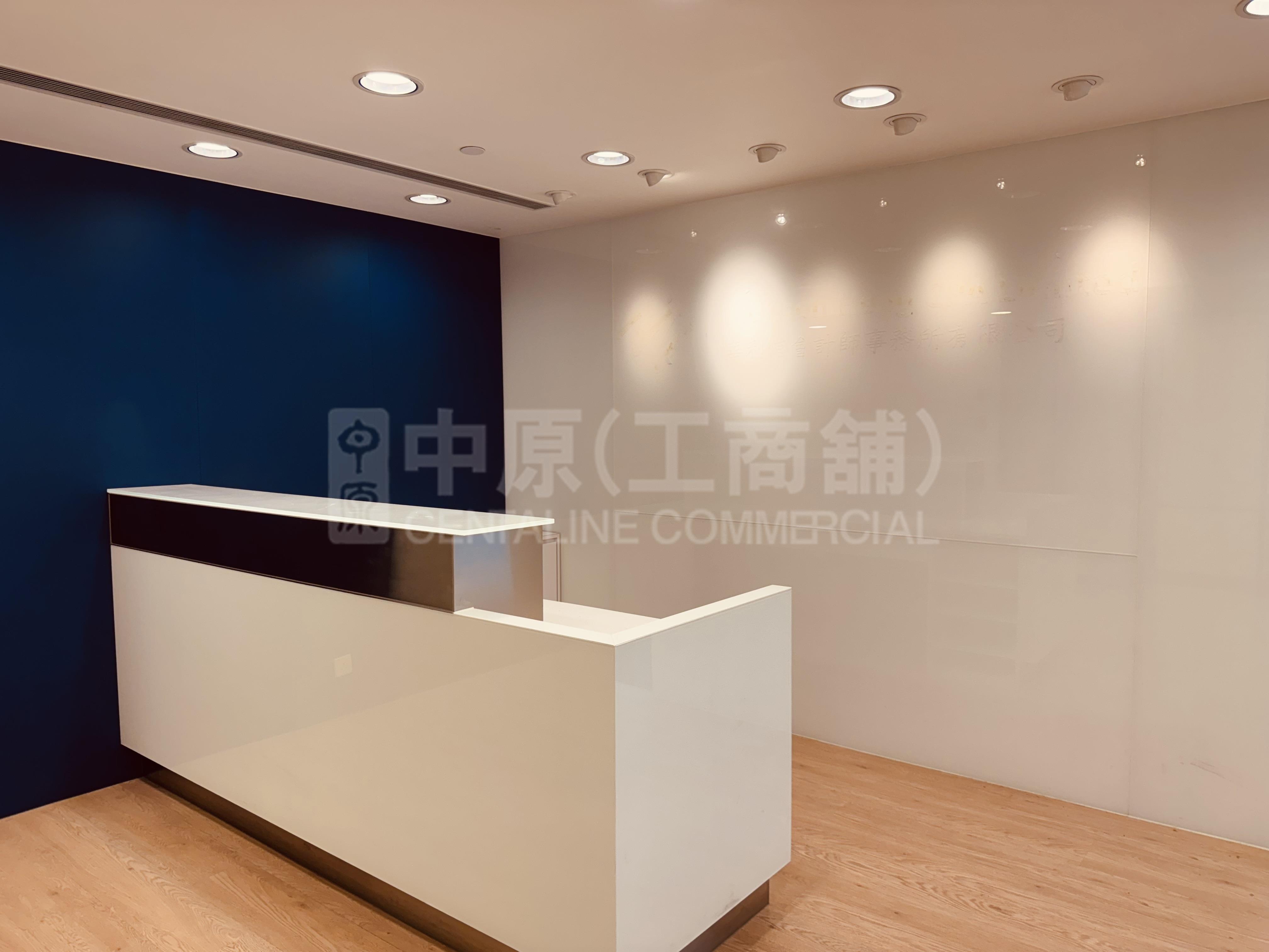 Photo materials about Overseas Trust Bank Building | Office Listing | Centaline Commercial