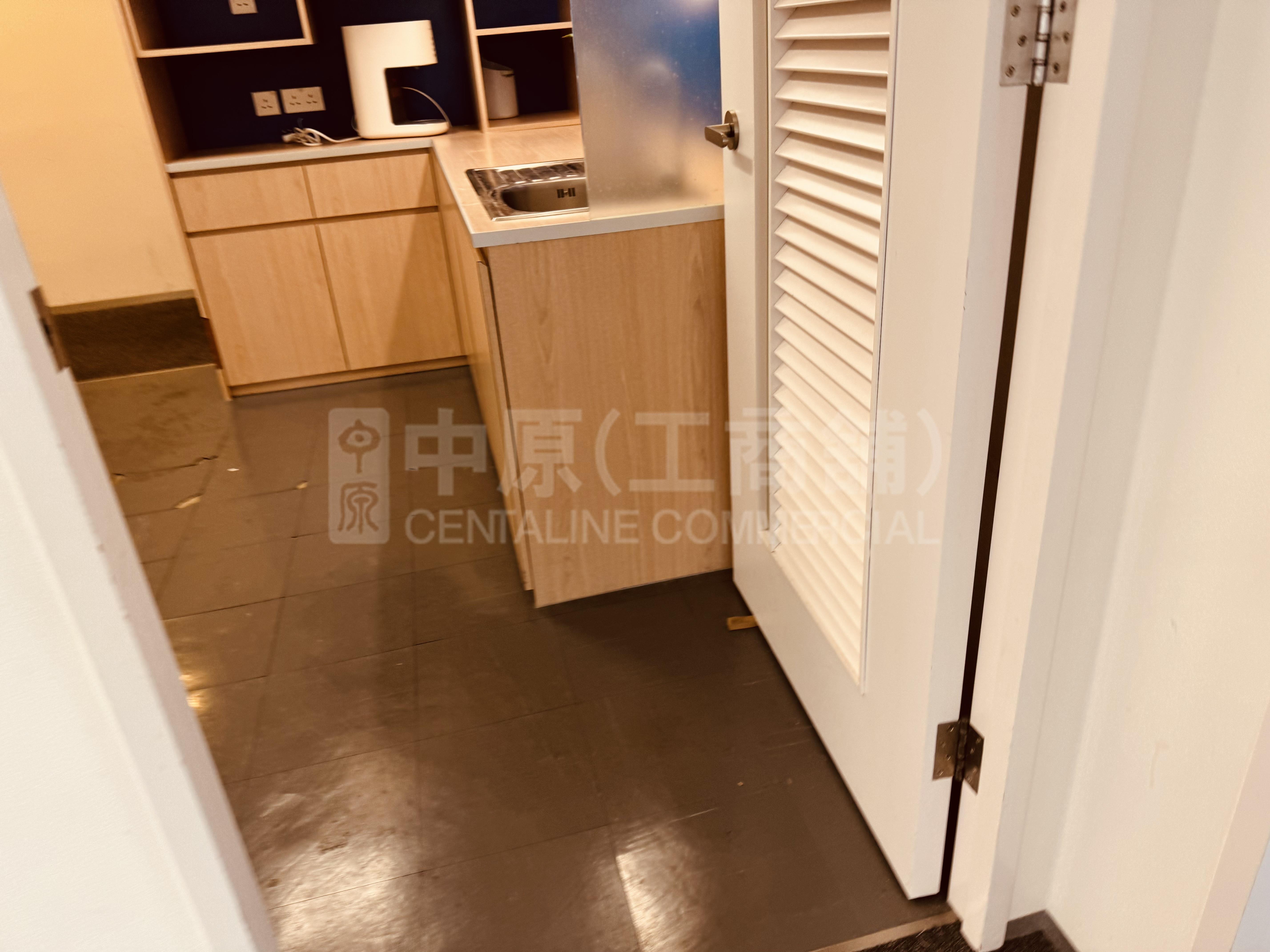 Photo materials about Overseas Trust Bank Building | Office Listing | Centaline Commercial