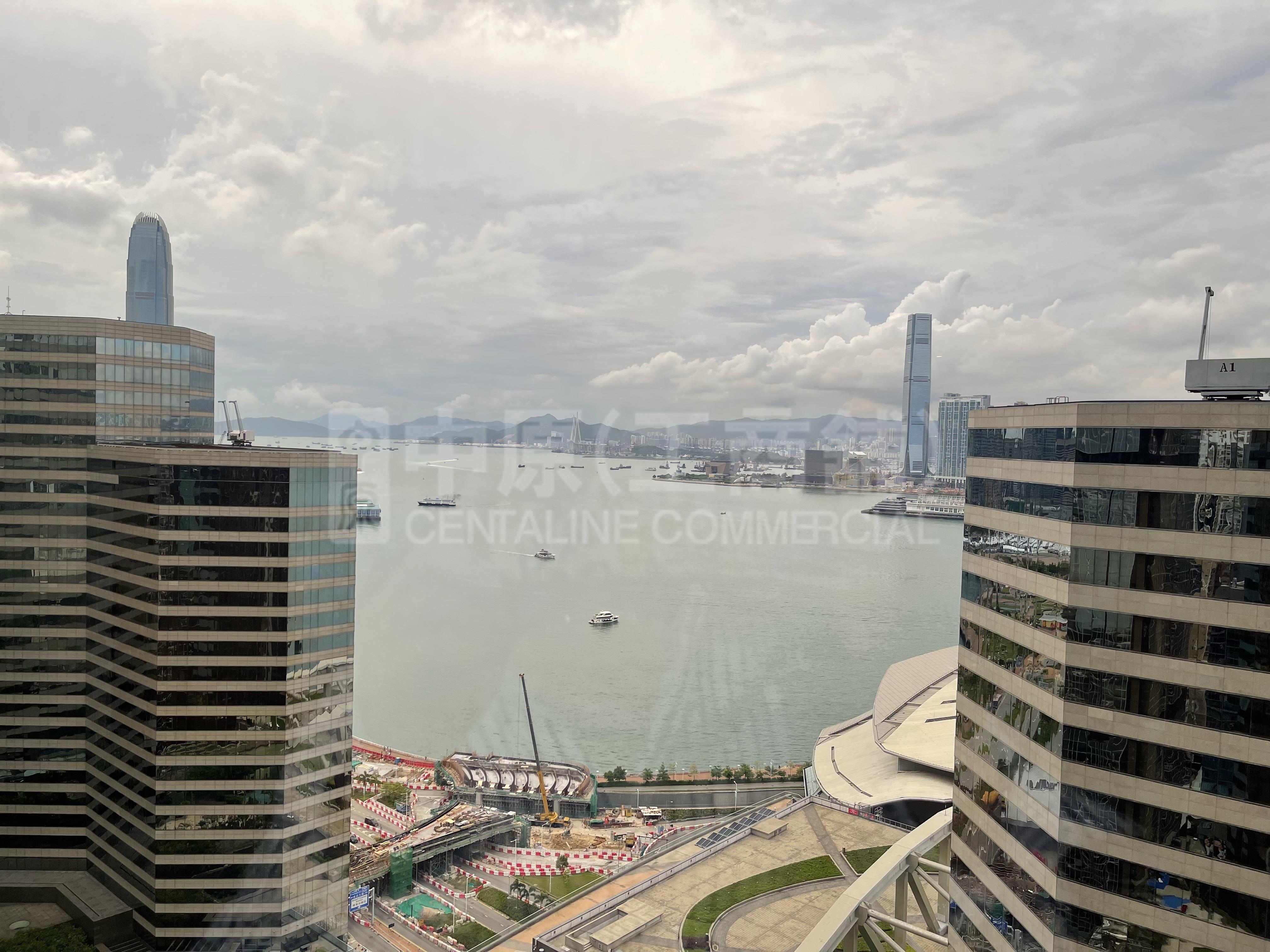 會展廣場辦公大樓｜寫字樓樓盤｜中原工商舖