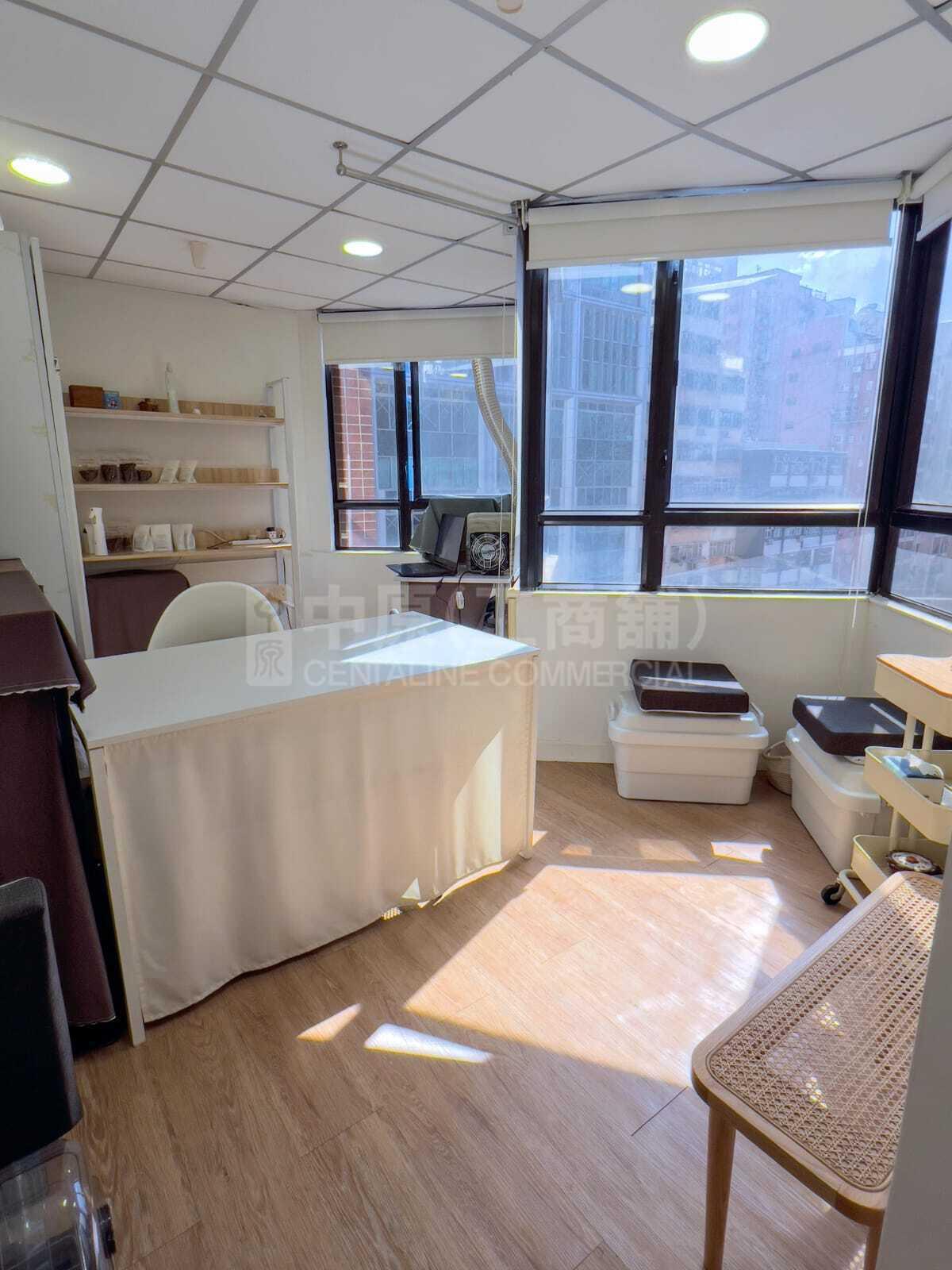 銀輝中心的相片資料｜寫字樓樓盤｜中原工商舖