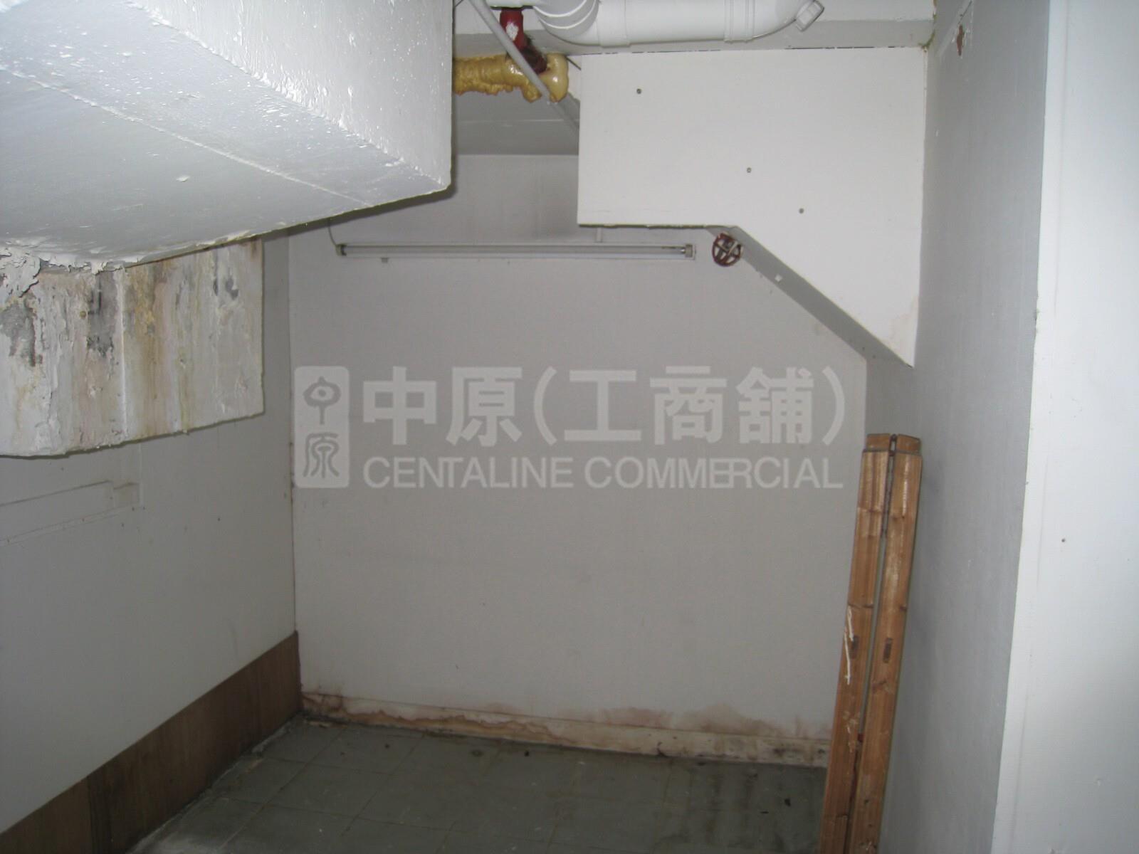 Photo materials about Centraldes Voeux Road Central | Retail Listing | Centaline Commercial