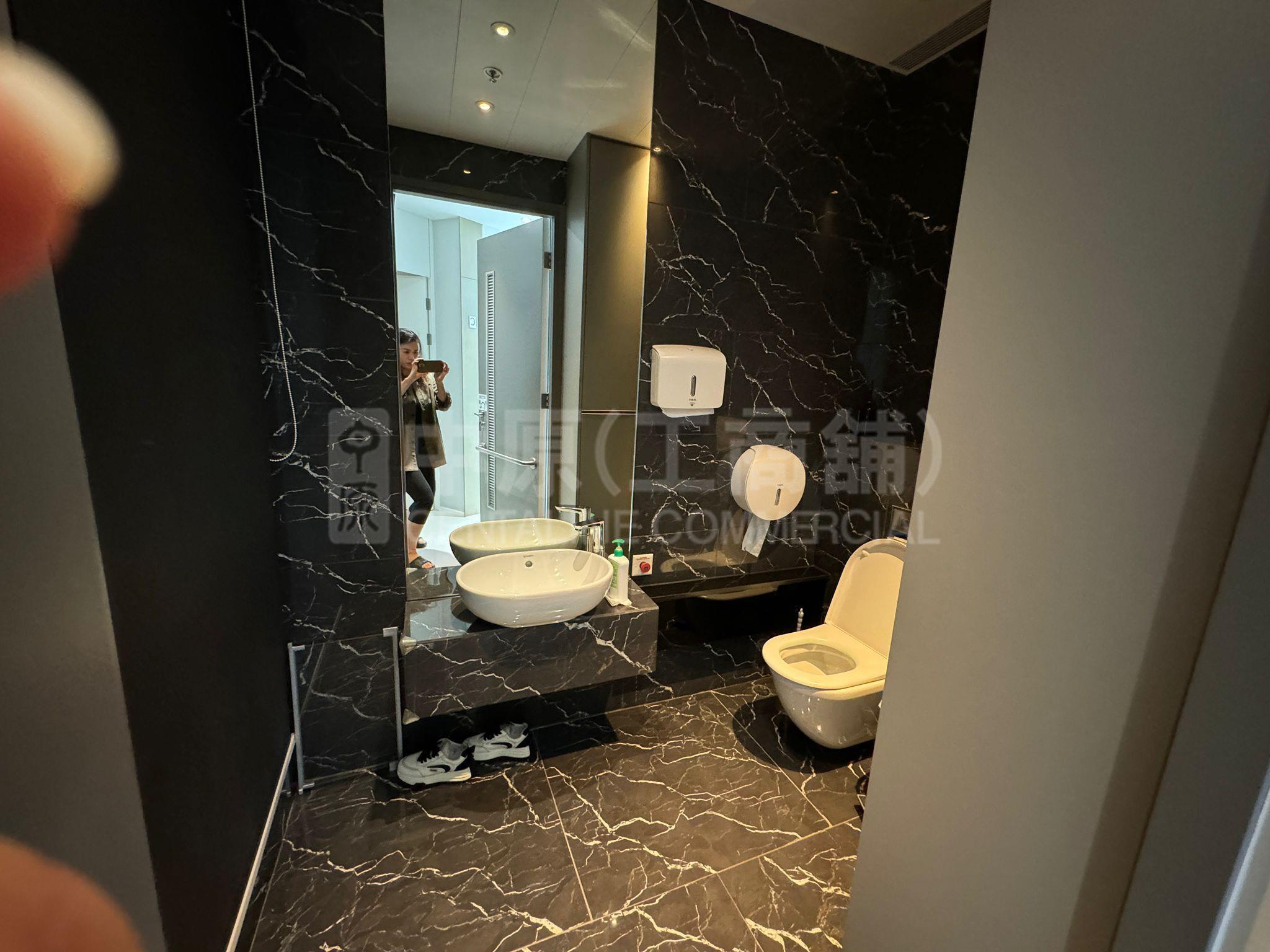 Photo materials about Causeway Bay Sharp Street East | Retail Listing | Centaline Commercial