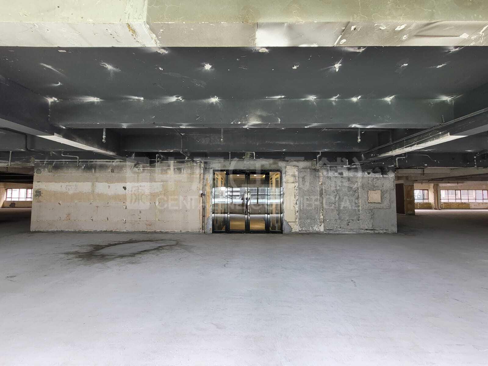 尖沙咀亚士厘道的相片资料｜商铺楼盘｜中原工商铺